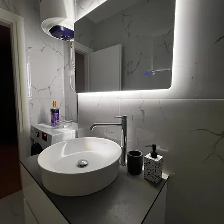 Apartamento Our Home, Center Of Tirana